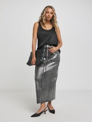 Simply Be Black Satin Scoop Neck Vest - Image 3 of 4