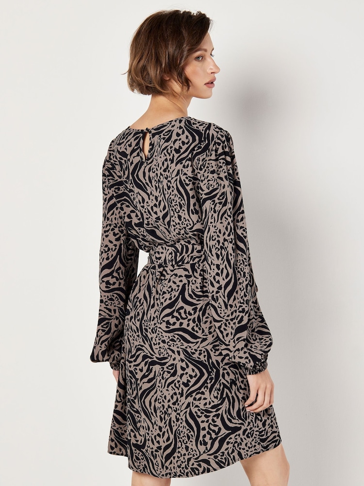 Apricot Grey Leopard And Zebra Belt Shift Dress - Image 4 of 4