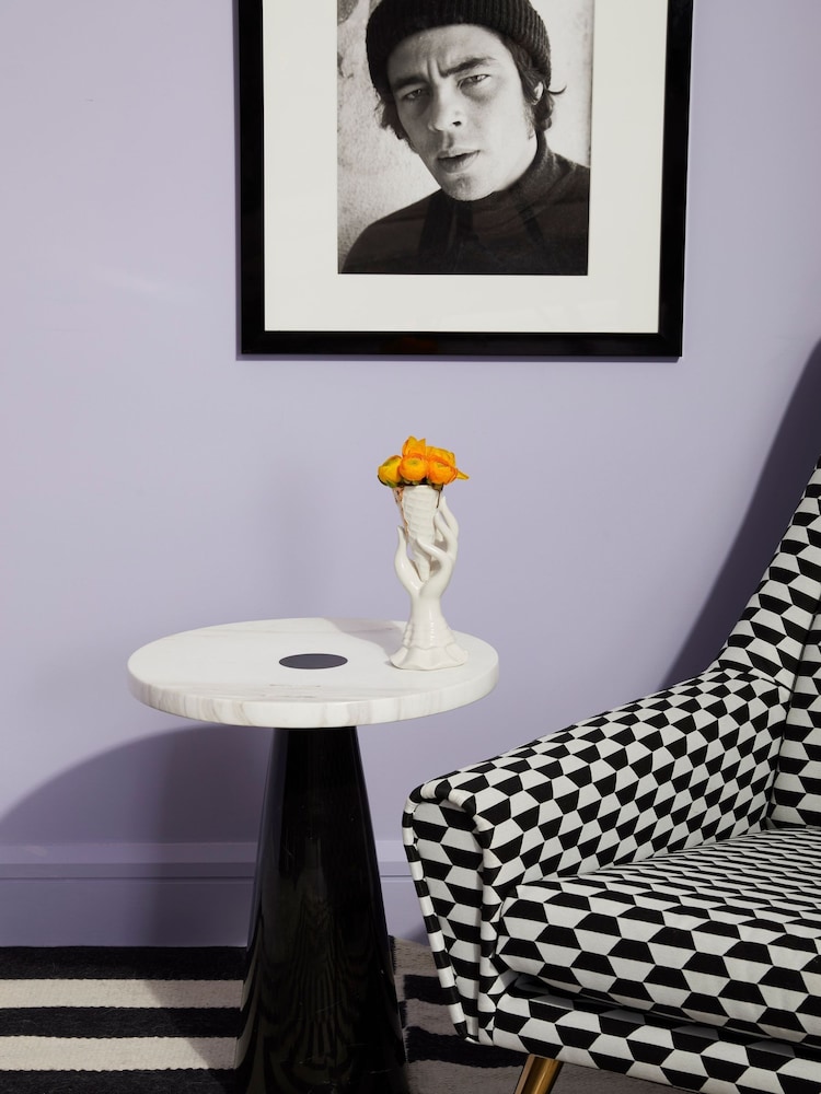 Jonathan Adler Gold Gilded I Scream Vase - Image 2 of 6