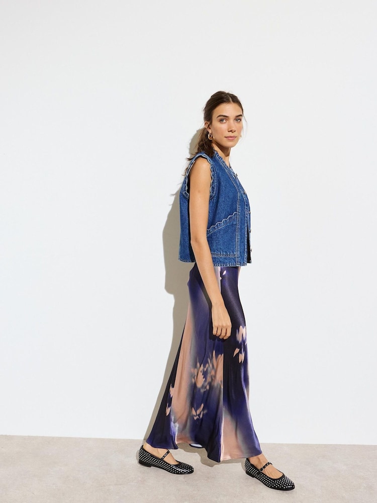Oliver Bonas Blue Denim Scalloped Sleeveless Jacket - Image 2 of 8