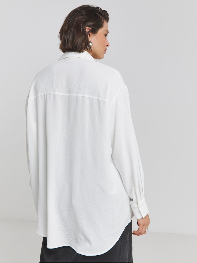 Simply Be White Oversized Textured Shirt - Image 2 of 4