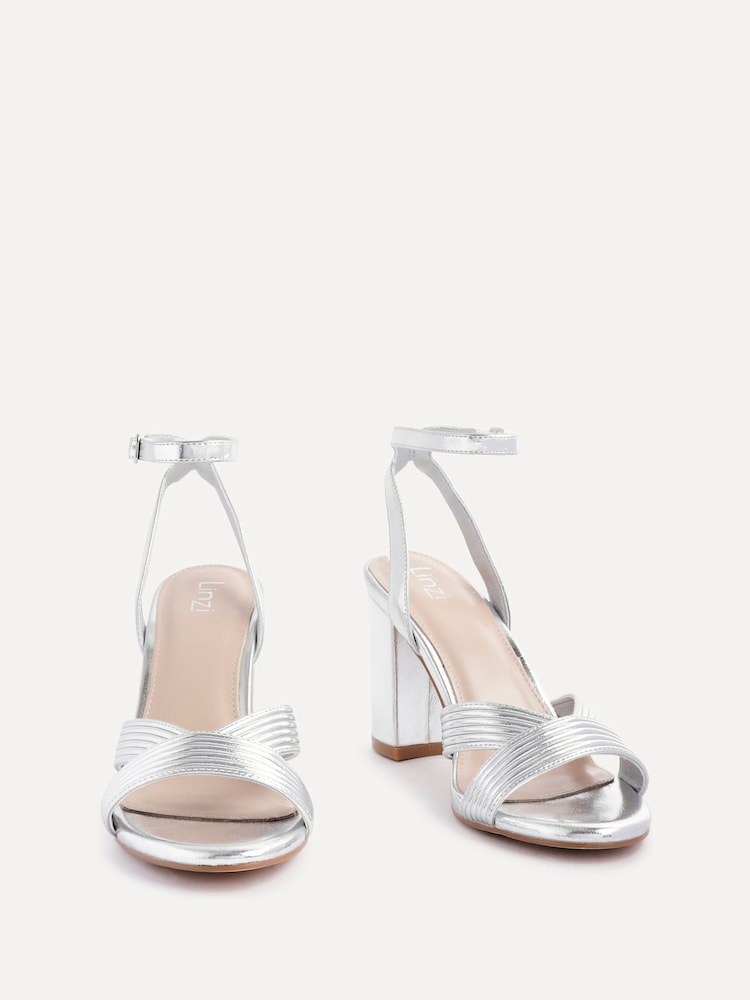 Linzi Silver City Block Heeled Sandals With Ribbed Front Strap - Image 3 of 5