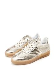 Moda in Pelle Bennet Feature Material Gum Sole Trainers - Image 2 of 4
