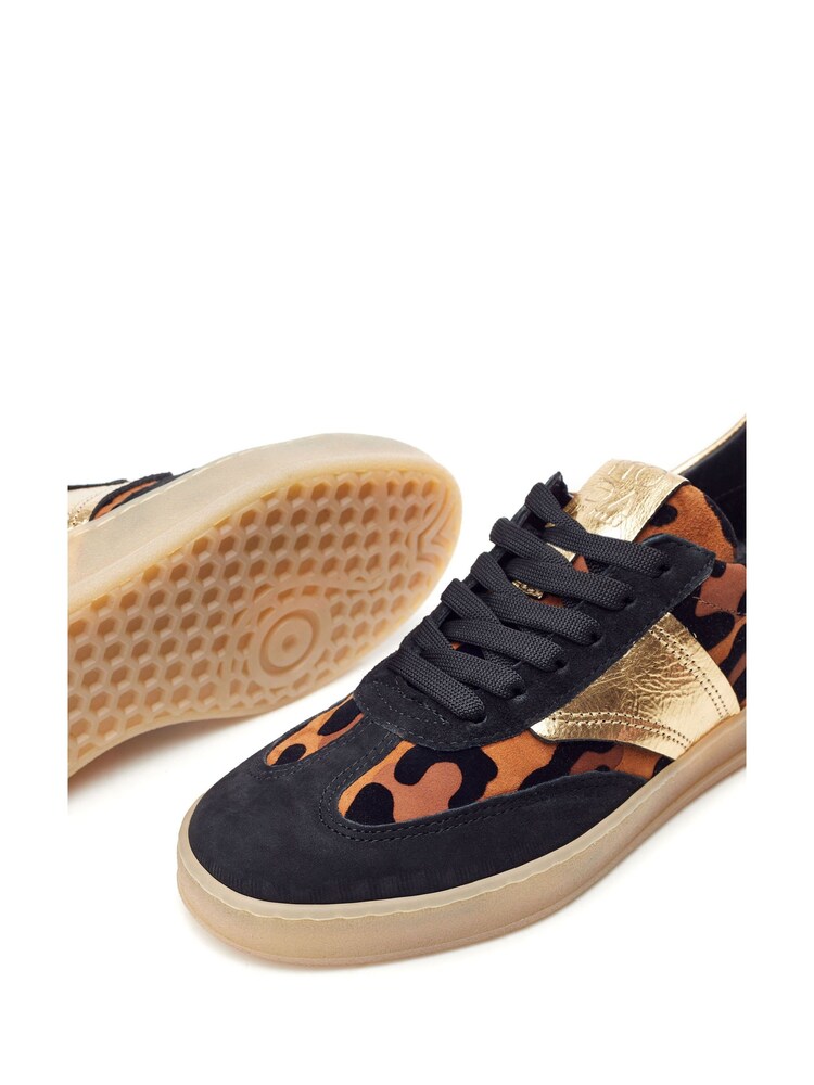 Moda in Pelle Bennet Feature Material Gum Sole Trainers - Image 4 of 4
