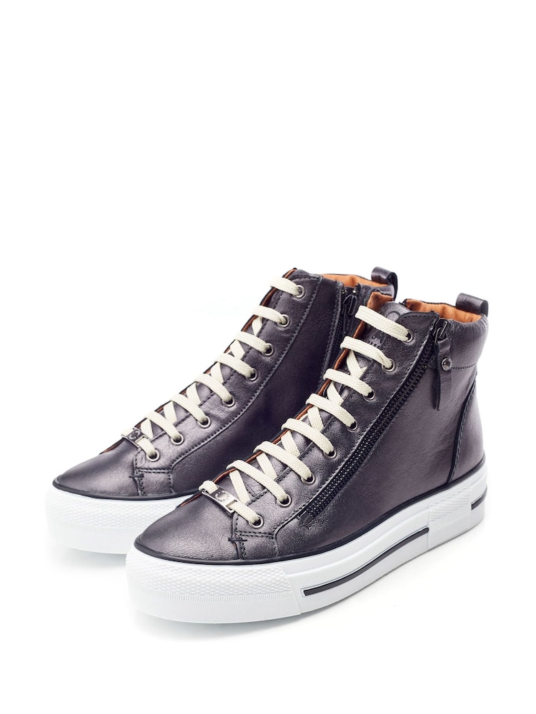 siva - Moda in Pelle Annaken High Top Chunky na vezalke; z vezalkami usnjeni športni copati - Slika 2 iz 4 siva - Moda in Pelle Annaken High Top Chunky na vezalke; z vezalkami usnjeni športni copati - Slika 2 iz 4