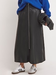 JD Williams Black A-Line Zip PU Leather Look Skirt - Image 3 of 4