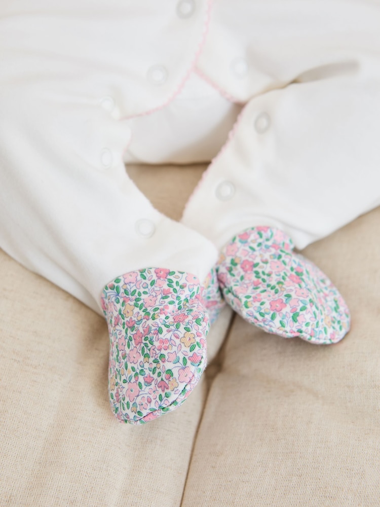 JoJo Maman Bébé Cream Footed Collar 100% Cotton Embroidered Sleepsuit - Image 3 of 6