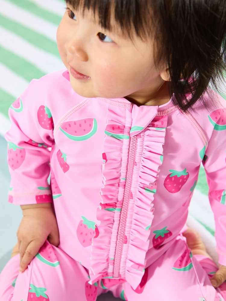 Traje con diseño de protección solar y estampado de fresas de Jojo Maman Bébé - Imagen 4 de 4 Traje con diseño de protección solar y estampado de fresas de Jojo Maman Bébé - Imagen 4 de 4