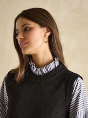 Joules Holly Black Regular Fit Knitted Vest - Image 6 of 7