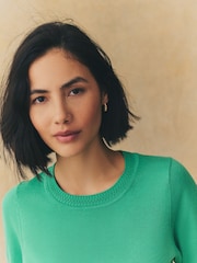 Verde intenso - Short Sleeve Crew Neck T-Shirt With Frill Edge Detail - Imagen 6 de 6