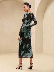 Lipsy Mesh Ruched Detail Midi Dress - Imagen 4 de 4