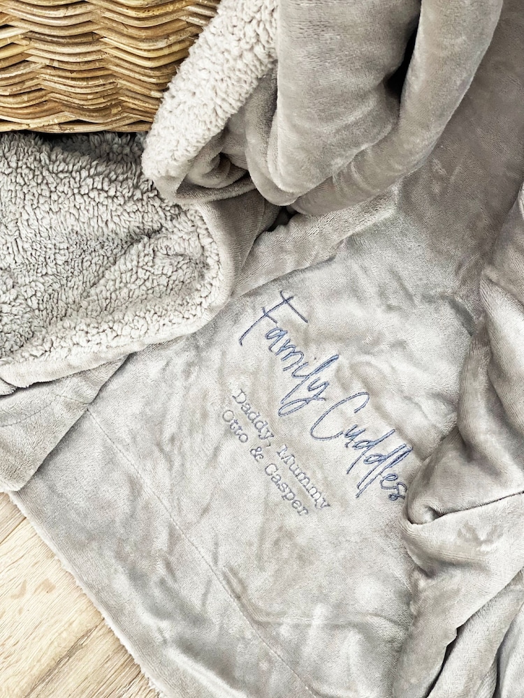 Personalised Family Cuddles Winter Throw by Solesmith - Image 4 of 4