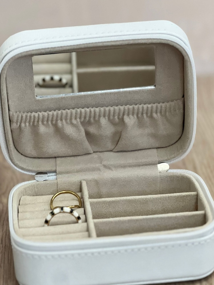 Solesmith Floral Initial Travel White Jewellery Box - Image 2 of 4