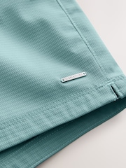 Зеленый - Signature Tailored Waistband Swim Shorts - Image 12 of 12