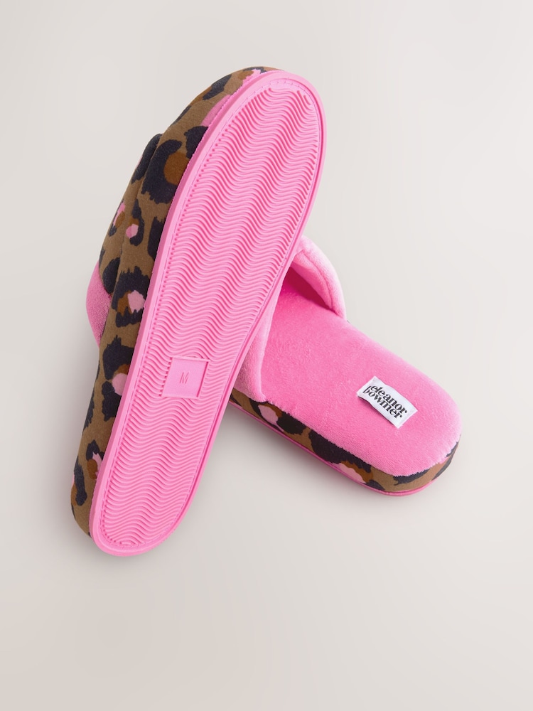 Eleanor Bowmer Leopard Print Good Vibe Open Toe Slippers - Bild 7 von 7 Eleanor Bowmer Leopard Print Good Vibe Open Toe Slippers - Bild 7 von 7