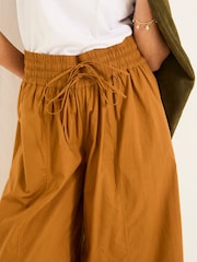 FatFace Aubreay Tan Brown Wide Leg Cropped Trousers - Image 4 of 5