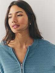 أزرق شامبراي - Knitted Zip-Up Bomber Jacket with Cotton - صورة 4 من 7