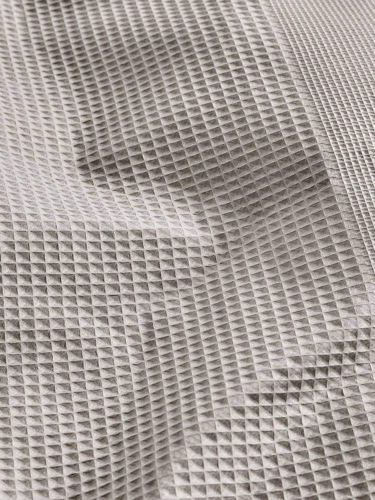 Charcoal Grey 300 Thread Count Waffle Texture Duvet Cover and Pillowcase Set - Image 4 of 4