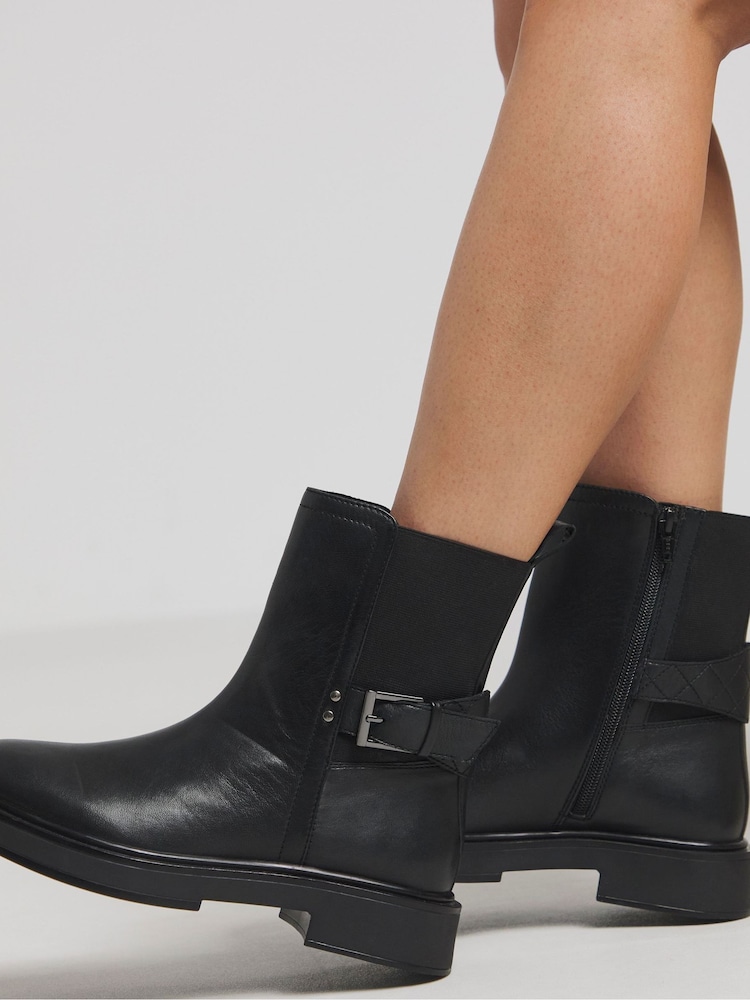 Simply Be Chelsea-Stiefeletten aus Leder in breiter Passform - Bild 4 von 4