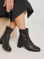 Simply Be Black Chrome Extra Wide Fit Classic Block Heel Stretch Ankle Boots - Image 4 of 4