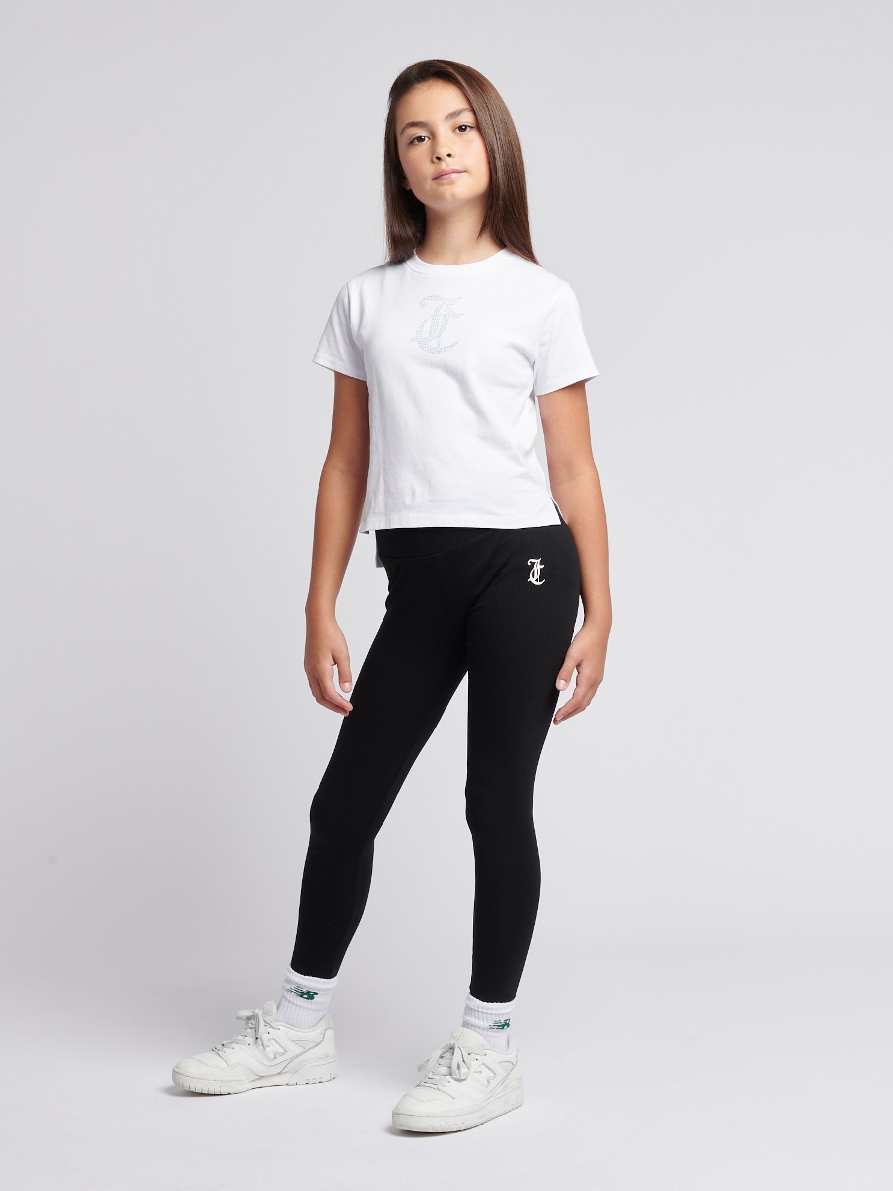 T-shirt with dropped shoulders - white | Comma