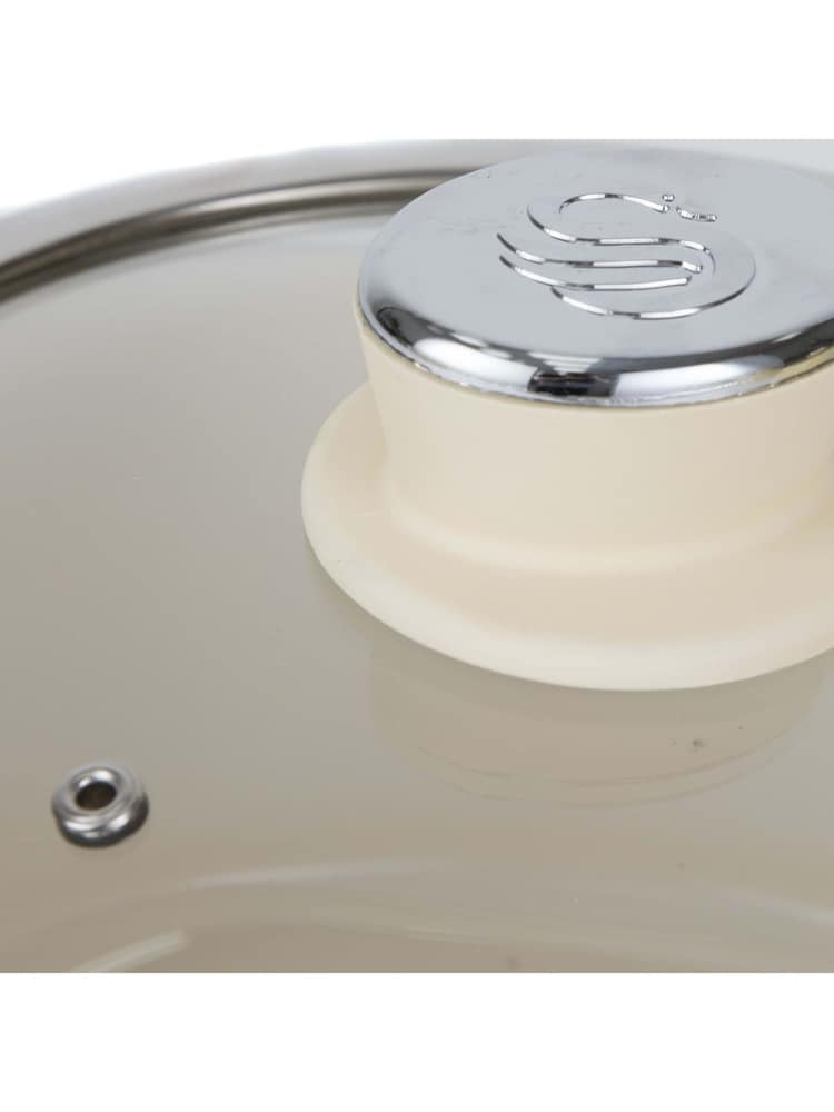 Swan 3 Piece Cream Retro Saucepan Set - Image 10 of 10