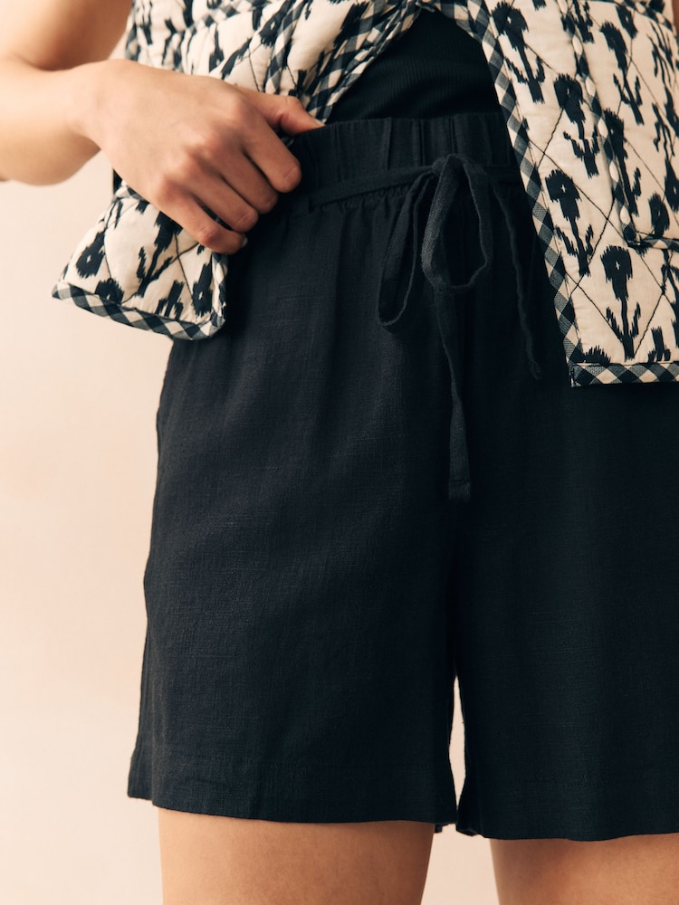 Black Tie Waist Linen Blend Boy Shorts - Image 3 of 6
