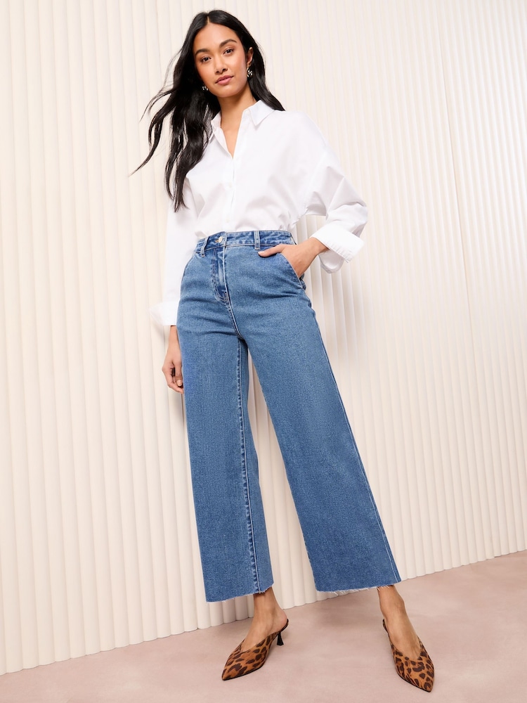 Умеренный синий - Friends Like These Wide Leg Cropped Jeans - Image 1 of 5
