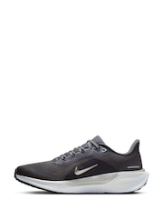 Nike Black/Gold Pegasus 41 Road Running Trainers - Image 4 of 12