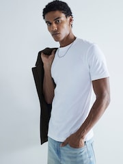 River Island Green Slim Fit T-Shirts 3 Pack - Image 2 of 6