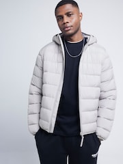 Серый - Стеганая куртка с капюшоном и пуховиком River Island - Изображение 1 из 6