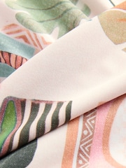 Estampado de paisaje en rosa - Plaited Belt Tummy Control Plunge Wrap Swimsuit - Imagen 7 de 9
