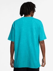 Nike Green Oversized Sportswear Premium 100% Cotton T-Shirt - Image 2 of 3