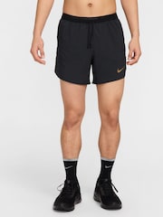 Nike Black Dri-FIT Jakob Ingebrigtsen 5 inch Running Shorts - Image 1 of 9