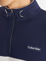 بني - Calvin Klein Golf Hybrid Polar Fleece - صورة 4 من 8