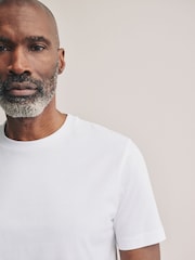 Blanco - Corte slim - Regular Fit Signature SUPIMA® Cotton Crew Neck T-Shirt - Imagen 4 de 6