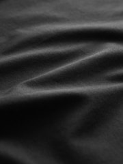 Черный - Зауженный крой - Футболка Regular Fit Signature SUPIMA ® из хлопка с круглым вырезом - Image 6 of 6