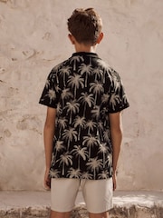 Palmeira preta - Camisa polo de manga curta com estampa completa 100% algodão (3-16anos) - Imagem 3 de 7