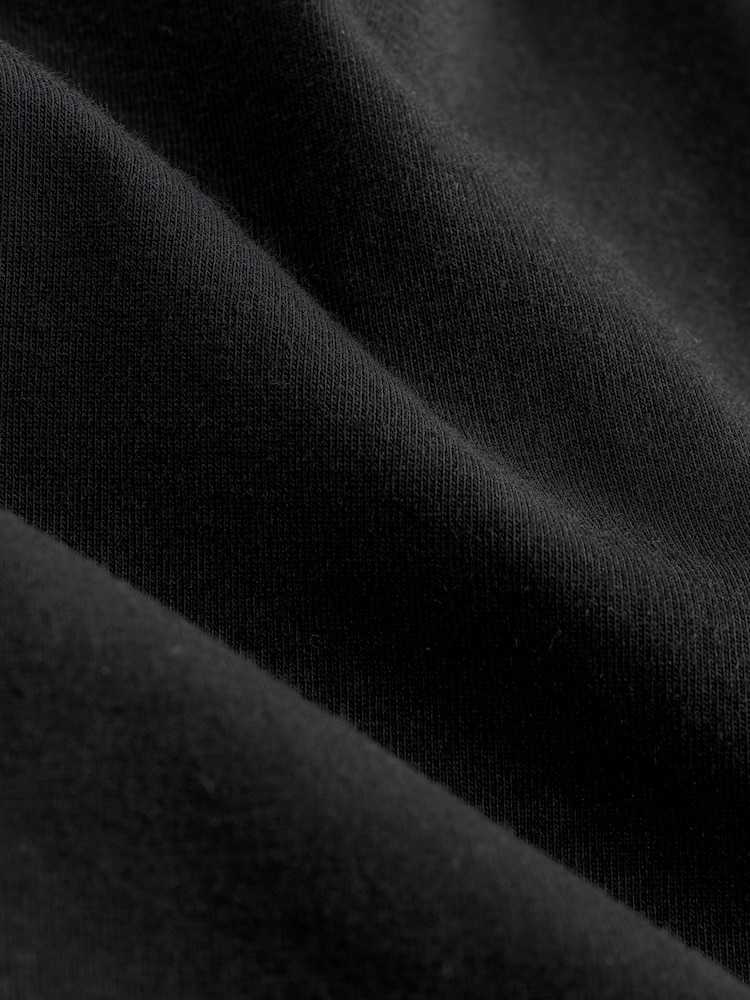 Black Menopause Friendly Cooling Vest - Image 9 of 9