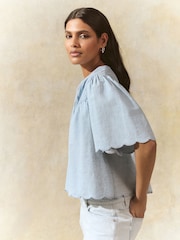 Desteñido - 100% Cotton Embroidered Lightweight Denim Blouse - Imagen 2 de 8