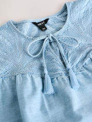 Desteñido - 100% Cotton Embroidered Lightweight Denim Blouse - Imagen 7 de 8