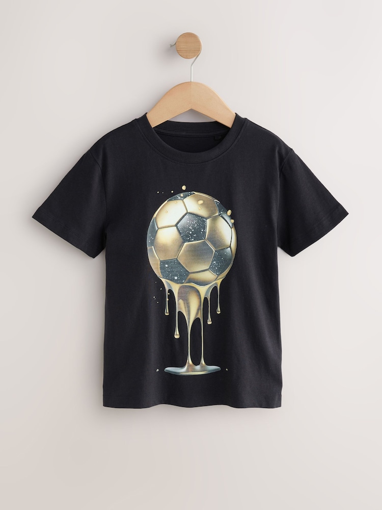 Negro/dorado fútbol - Camiseta de corte estándar y manga corta con diseño gráfico (3-16 años) - Imagen 1 de 4 Negro/dorado fútbol - Camiseta de corte estándar y manga corta con diseño gráfico (3-16 años) - Imagen 1 de 4