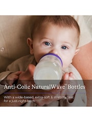 Lansinoh Clear Feeding Bottle Starter Set - Image 3 of 10
