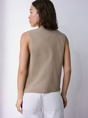 Silver Sleeveless Sequin Embelished Waistcoat With Linen - Image 3 of 6