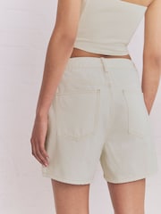 White Hourglass Denim 100% Cotton Shorts - Image 6 of 9