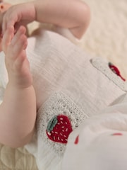 White Strawberry 100% Cotton Baby Shirt And Shorts Set (0mths-3yrs) - Image 4 of 13