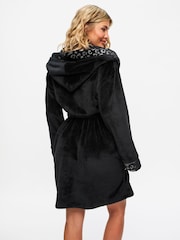 Negro - Ann Summers Signature Sparkle Fluffy Robe - Imagen 2 de 5
