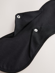 Zwart - Light Flow Period Liners Knickers with Wash Bag 3 Pack - Image 5 of 6