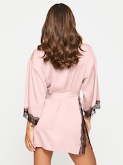 Rosa - Bata de satén Cherryann de Ann Summers - Imagen 2 de 4