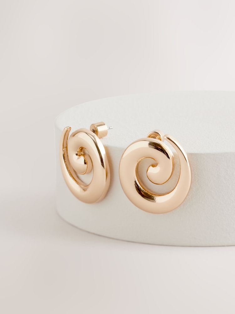 Tonalité d'or - Boucles d'oreilles Swirl Stud - Image 4 of 5